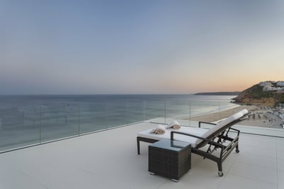 Luxury Villa Photo #7