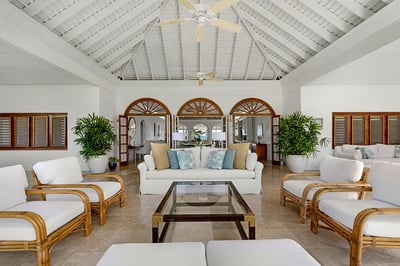 Luxury Villa Photo #13