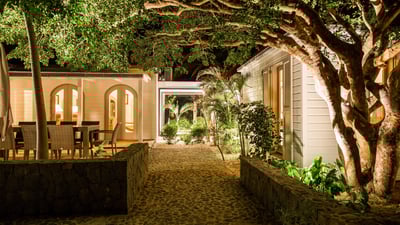 Luxury Villa Photo #22