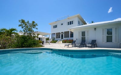 Luxury Villa Photo #7
