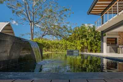 Luxury Villa Photo #7