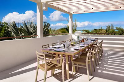 Luxury Villa Photo #6
