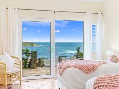 Luxury Villa Photo #42