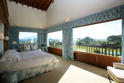 Luxury Villa Photo #12