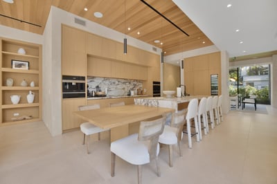 Luxury Villa Photo #41