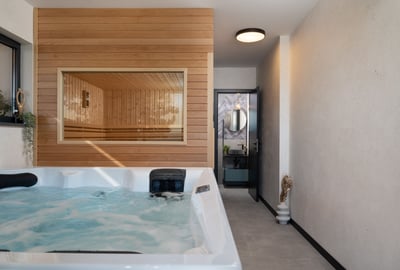 Luxury Villa Photo #37