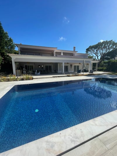 Luxury Villa Photo #26