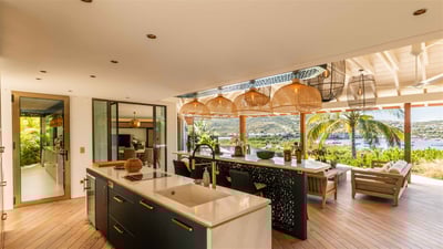 Luxury Villa Photo #34