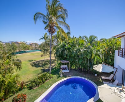 Luxury Villa Photo #30