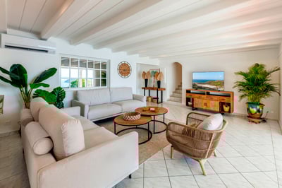 Luxury Villa Photo #10