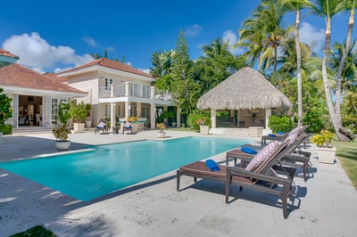 Luxury Villa Photo #12