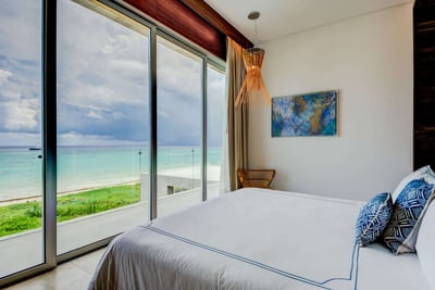 Luxury Villa Photo #20