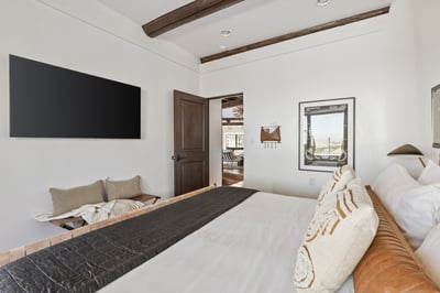 Luxury Villa Photo #45