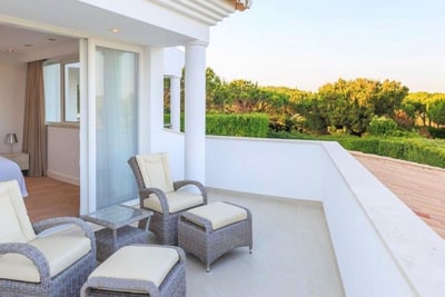 Luxury Villa Photo #23