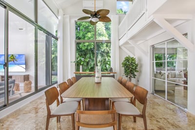 Luxury Villa Photo #24