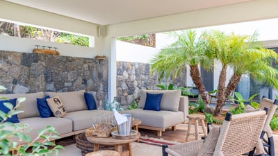 Luxury Villa Photo #12