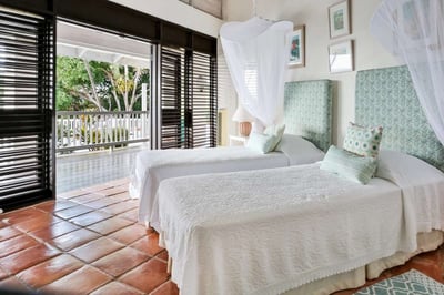Luxury Villa Photo #27