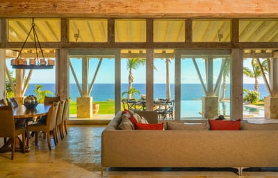 Luxury Villa Photo #28