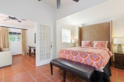 Luxury Villa Photo #42