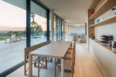 Luxury Villa Photo #25
