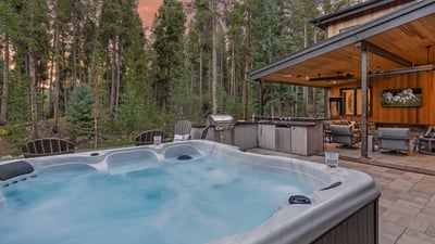Hot tub #2 on back patio, complete with outdoor bar & grill
