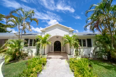 Luxury Villa Photo #31