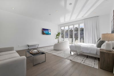 Luxury Villa Photo #40
