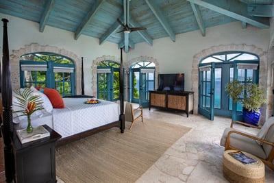 Luxury Villa Photo #34