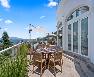 Luxury Villa Photo #13