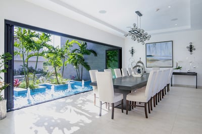 Luxury Villa Photo #24
