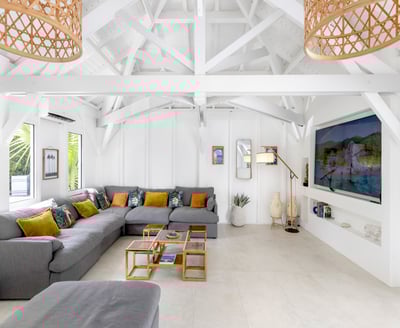 Luxury Villa Photo #12
