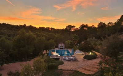 Luxury Villa Photo #6