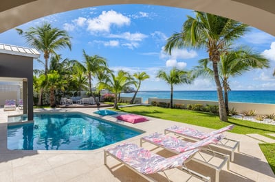 Luxury Villa Photo #33