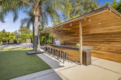 Luxury Villa Photo #7