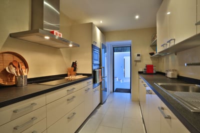 Luxury Villa Photo #5