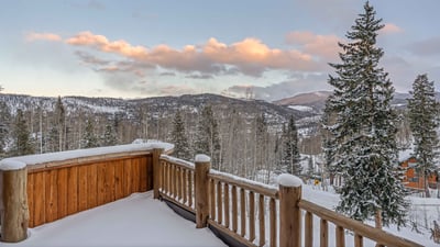 Gorgeous balcony view from loft level