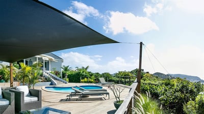 Outdoor Lounge