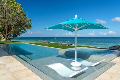 Luxury Villa Photo #4