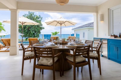 Luxury Villa Photo #13