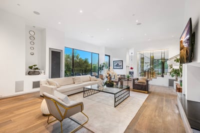 Luxury Villa Photo #13