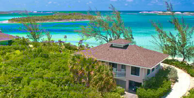Luxury Villa Photo #2