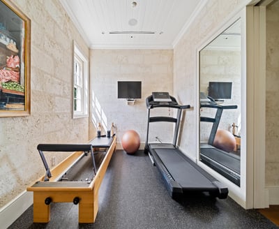 Luxury Villa Photo #8