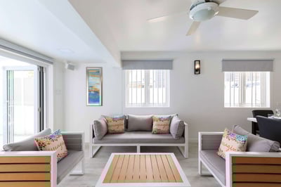 Luxury Villa Photo #16