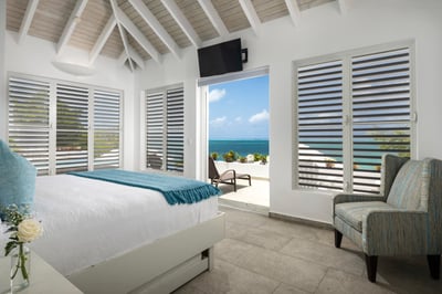 Luxury Villa Photo #12