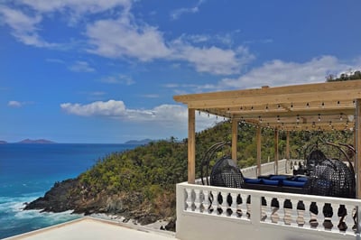 Luxury Villa Photo #9