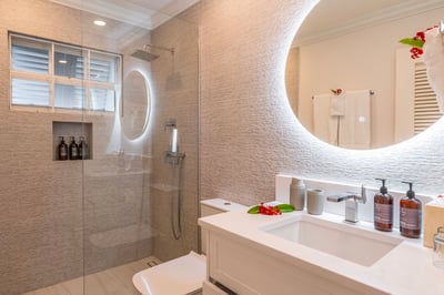 Luxury Villa Photo #21