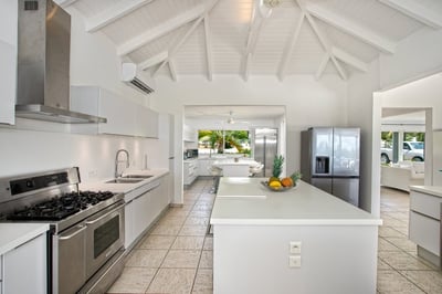Luxury Villa Photo #19