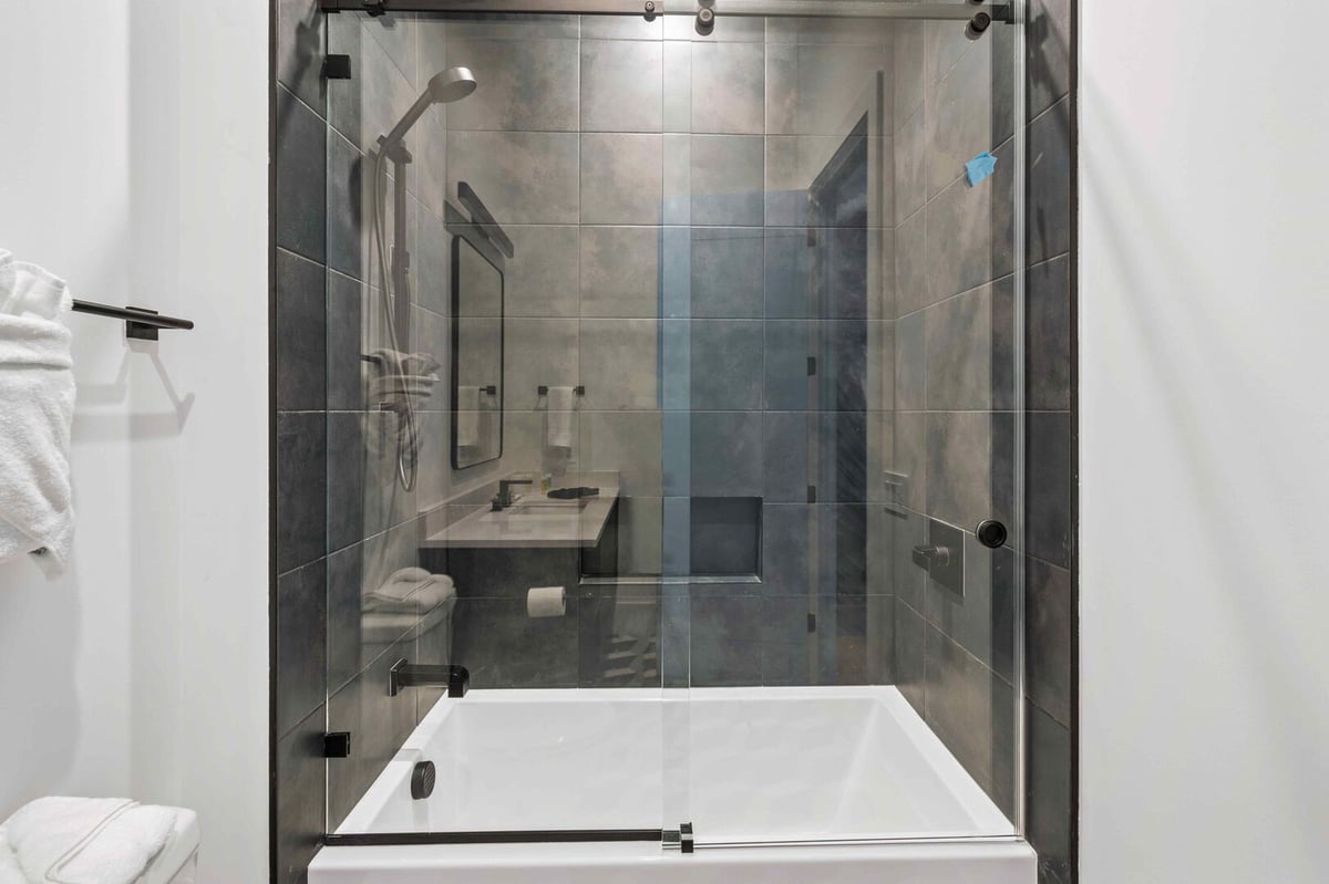 Reunion Royale Retreat