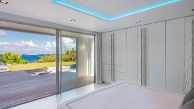 Luxury Villa Photo #48