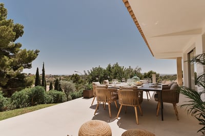 Luxury Villa Photo #8